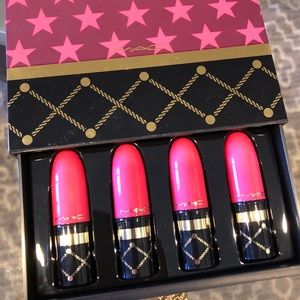 MAC Cosmetics Nutcracker Sweet Nude Lipstick Kit